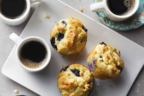 muffins de arándanos bajos en carbohidratos