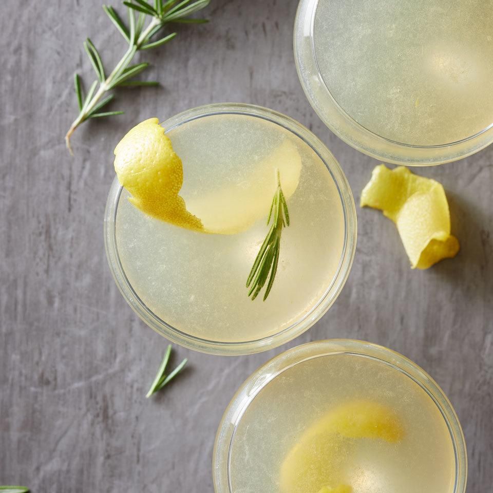 Rosemary y Ginger French 75